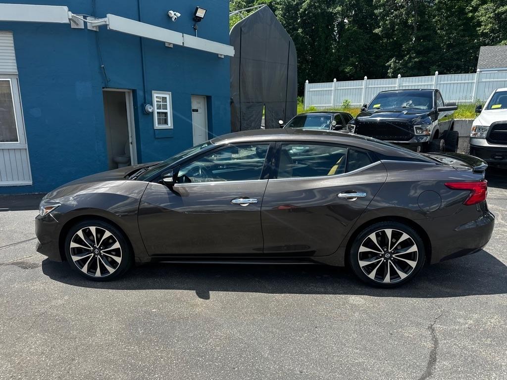 Nissan Maxima 4dr Sdn 3.5 SR 2016