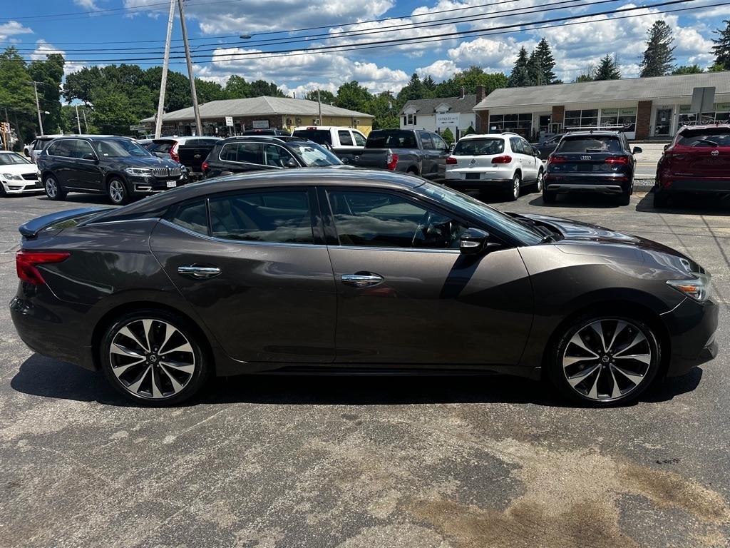 Nissan Maxima 4dr Sdn 3.5 SR 2016