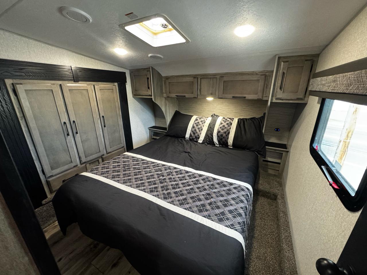 KZ Recreational Vehicles Durango  2022