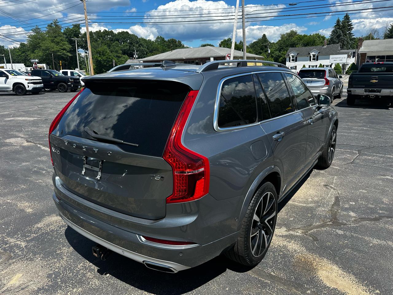 Volvo XC90 T6 AWD 7-Passenger Momentum 2018