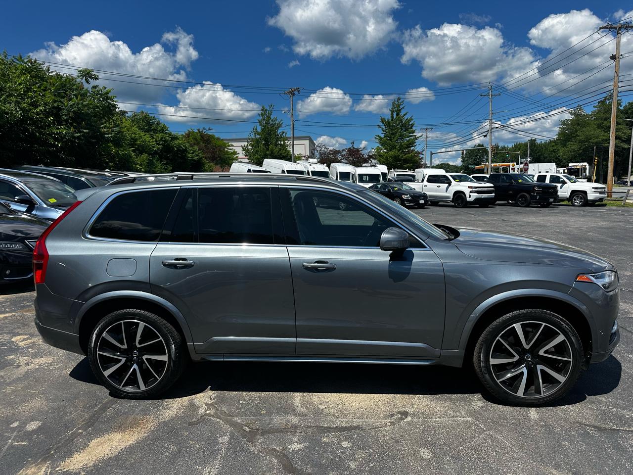 Volvo XC90 T6 AWD 7-Passenger Momentum 2018