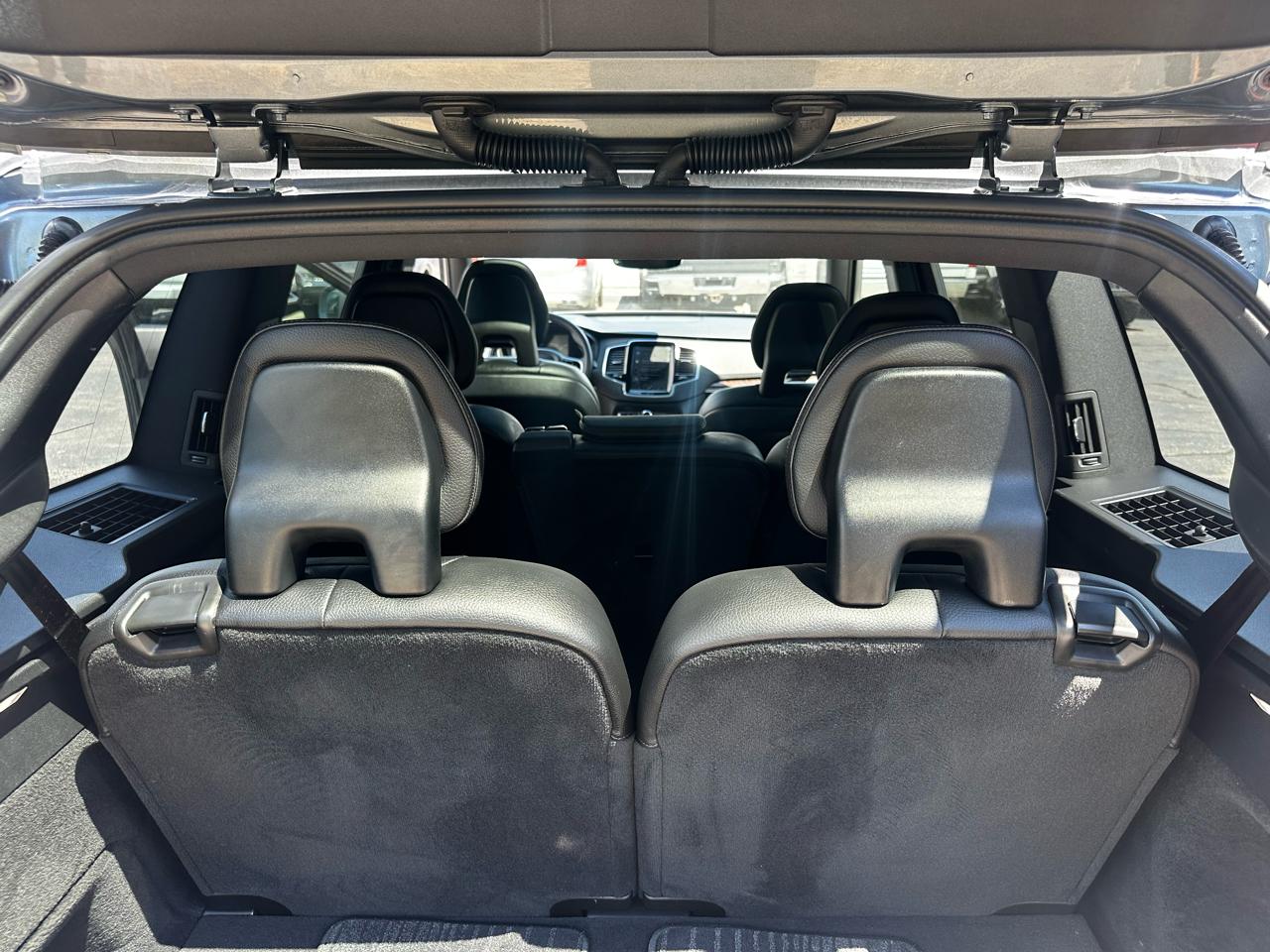 Volvo XC90 T6 AWD 7-Passenger Momentum 2018