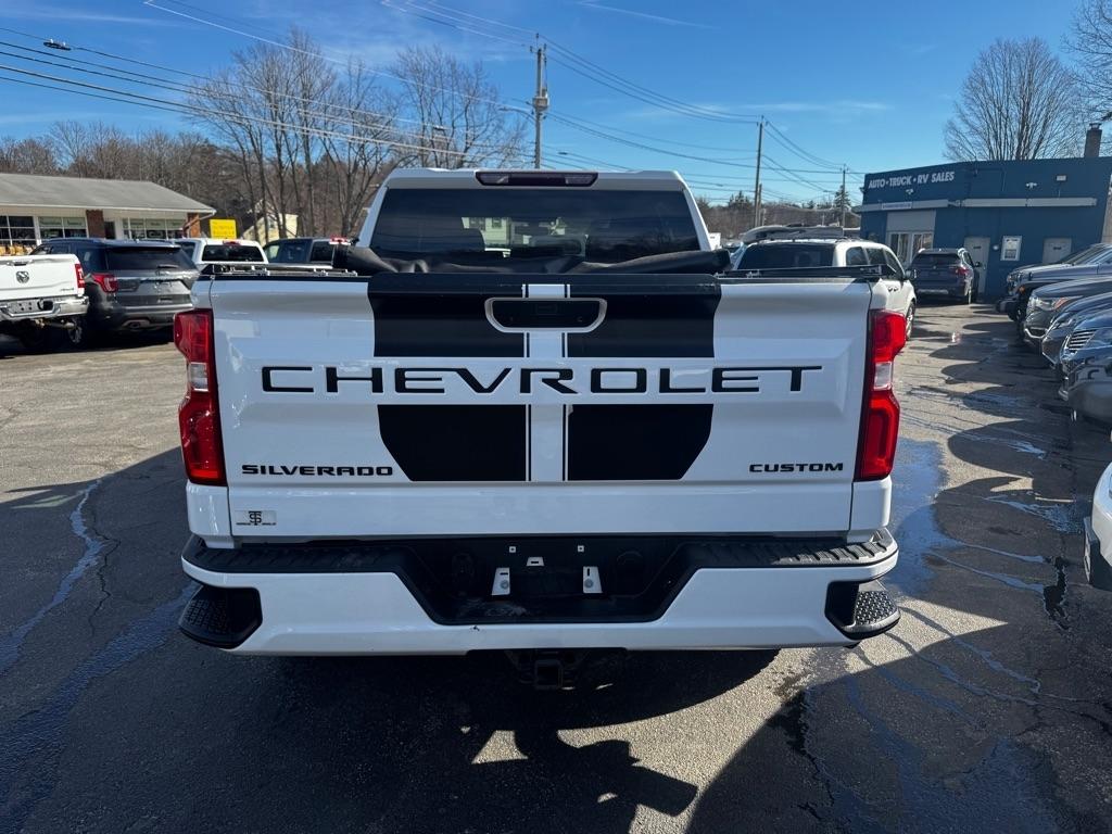 Chevrolet Silverado 1500 4WD Crew Cab 147" Custom 2020