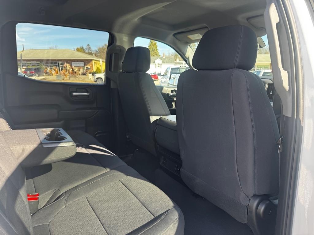 Chevrolet Silverado 1500 4WD Crew Cab 147" Custom 2020