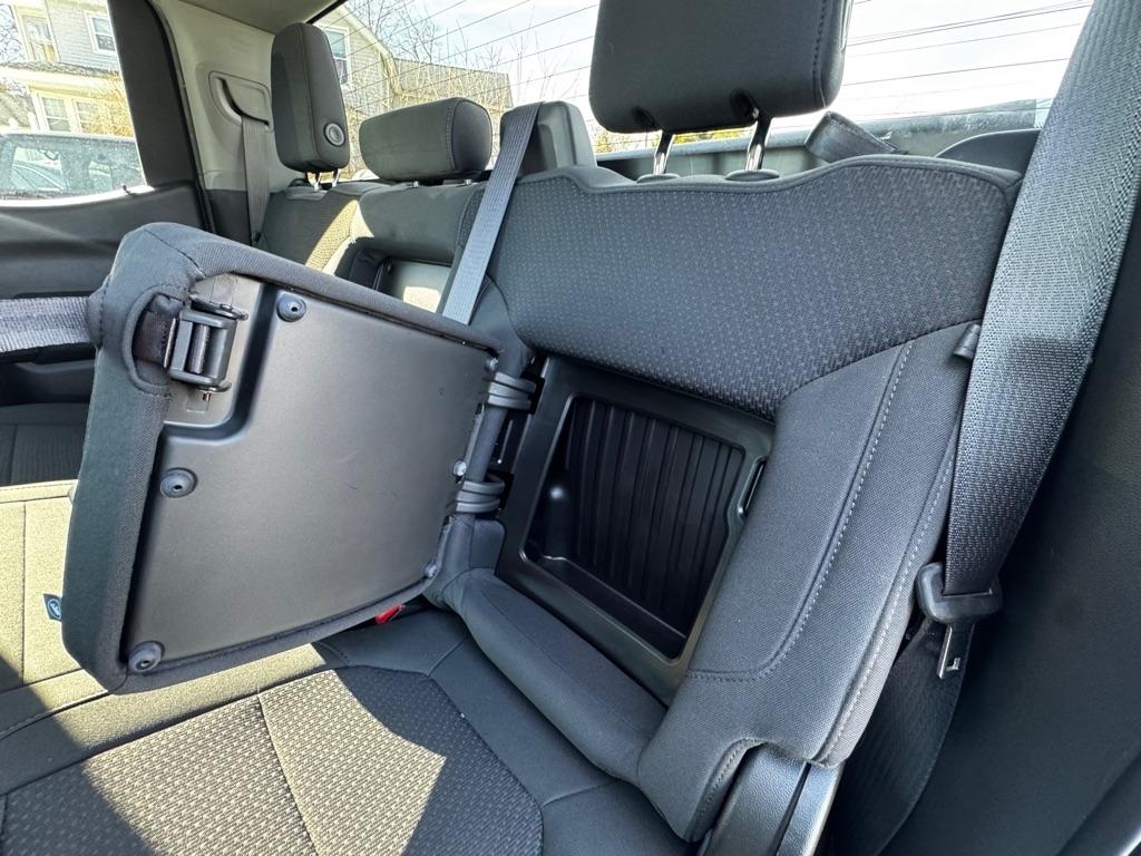 Chevrolet Silverado 1500 4WD Crew Cab 147" Custom 2020
