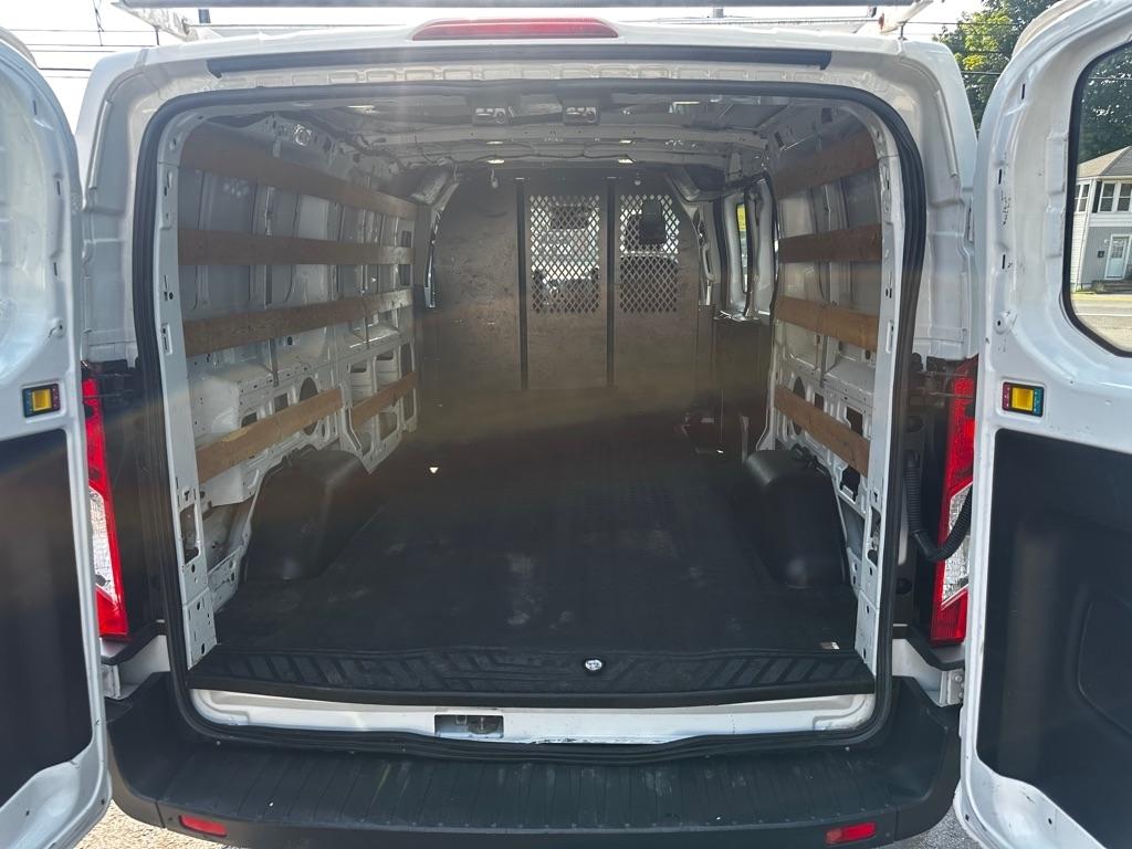 Ford Transit Van T-250 130" Low Rf 9000 GVWR Swing-Out RH Dr 2017