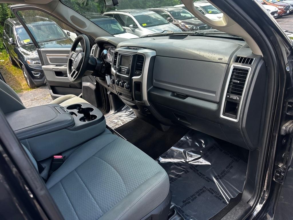 RAM 2500 4WD Crew Cab 149" SLT 2015