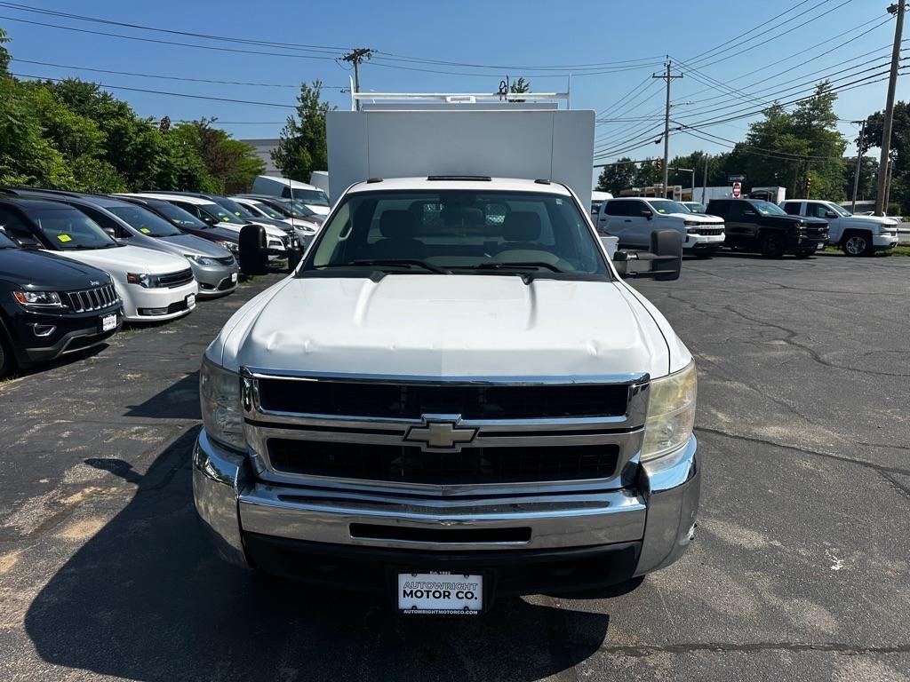 Chevrolet Silverado 3500HD 2WD Reg Cab 137.0" WB, 59.9" CA WT 2009