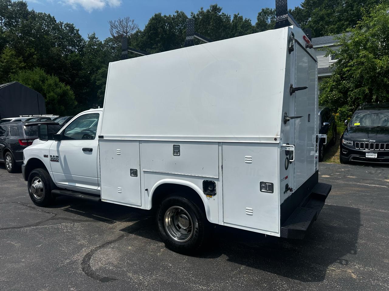 RAM 3500 Chassis Cab Tradesman 4WD Reg Cab 60" CA 143.5" WB 2018