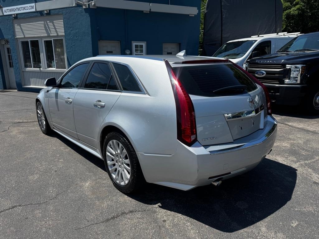 Cadillac CTS Wagon 5dr Wgn 3.6L Performance AWD 2012