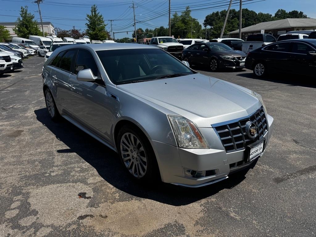 Cadillac CTS Wagon 5dr Wgn 3.6L Performance AWD 2012