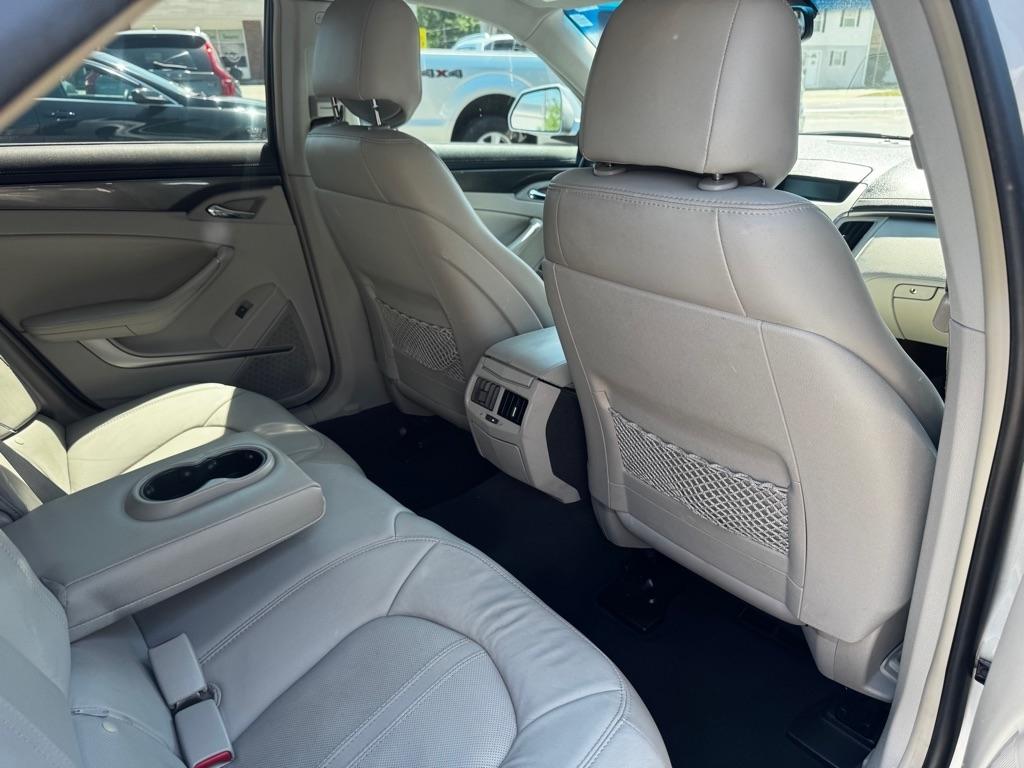 Cadillac CTS Wagon 5dr Wgn 3.6L Performance AWD 2012