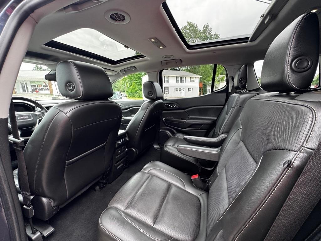 GMC Acadia AWD 4dr SLT w/SLT-1 2019