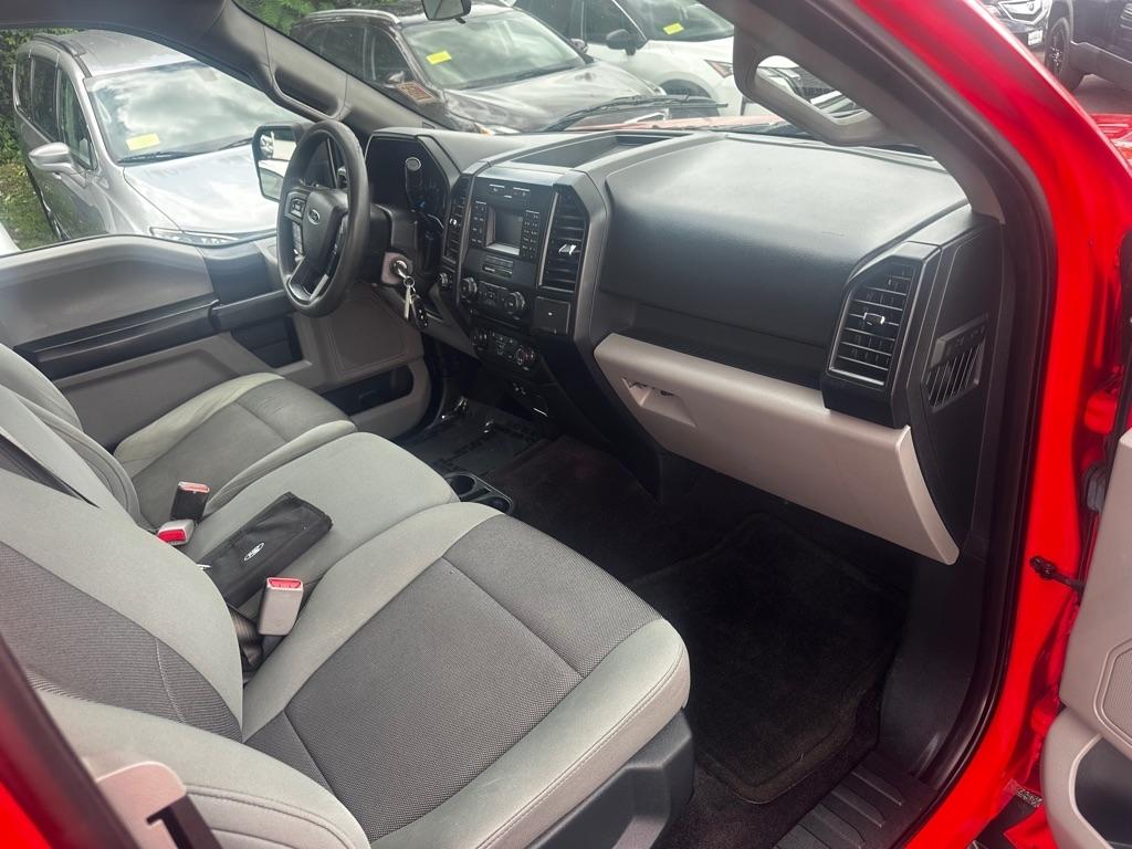 Ford F-150 4WD SuperCab 145" XL 2015