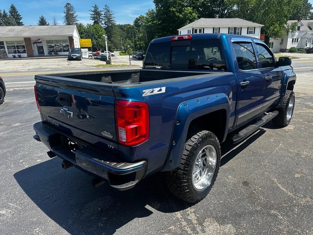 Chevrolet Silverado 1500 4WD Crew Cab 143.5" LTZ w/2LZ 2018