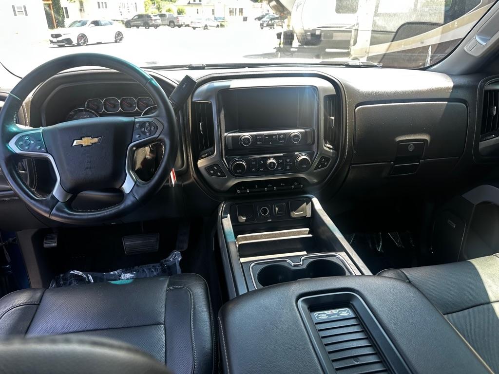 Chevrolet Silverado 1500 4WD Crew Cab 143.5" LTZ w/2LZ 2018