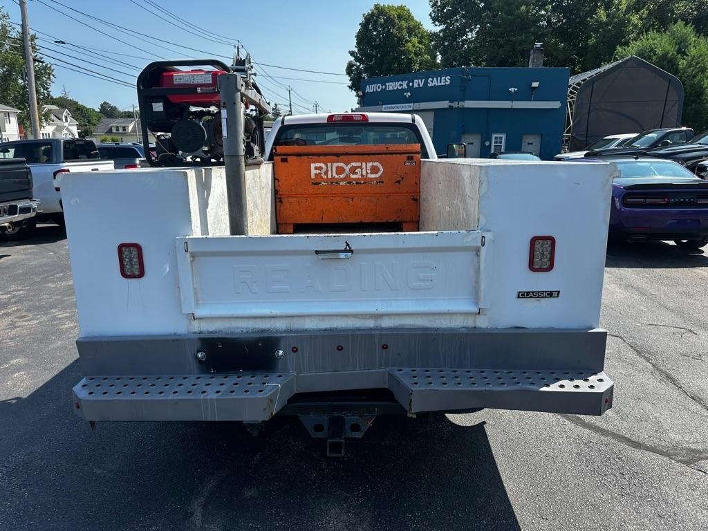 GMC Sierra 3500HD CC 4WD Reg Cab 137.5" WB, 59.06" CA 2019