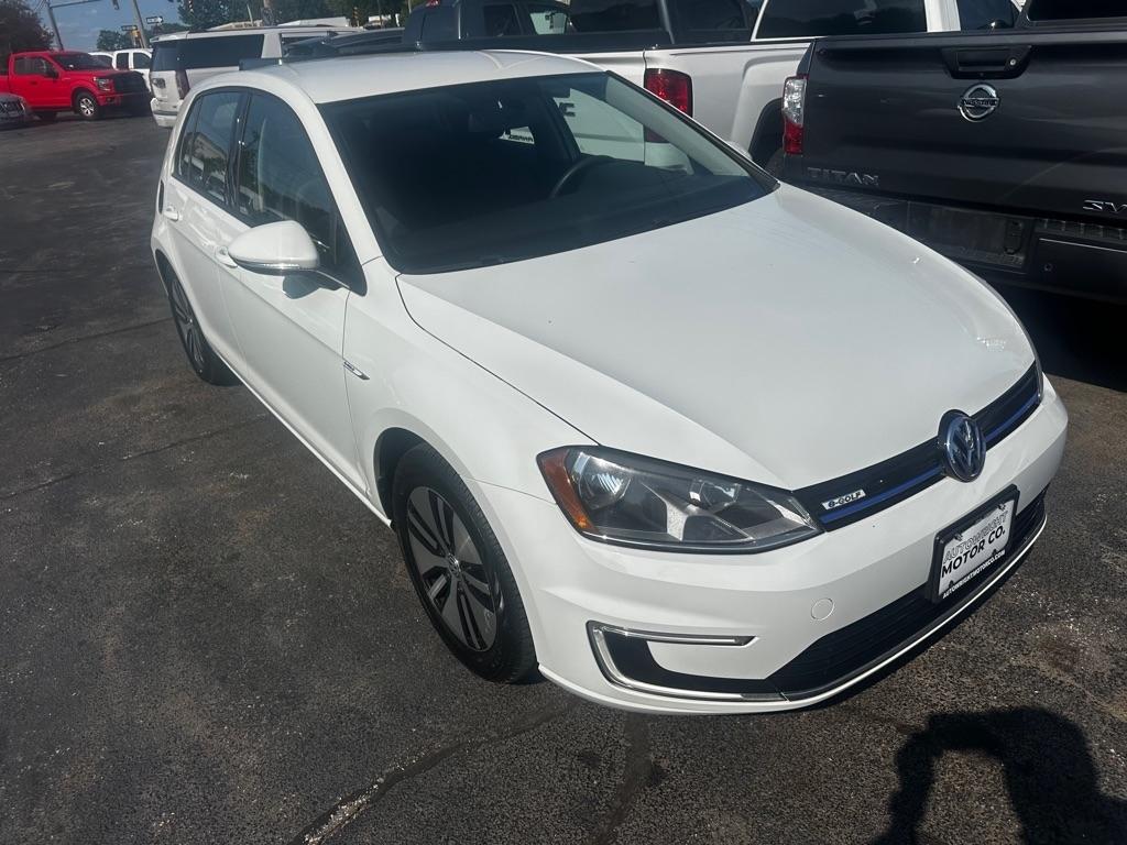 Volkswagen e-Golf 4dr HB SE 2016