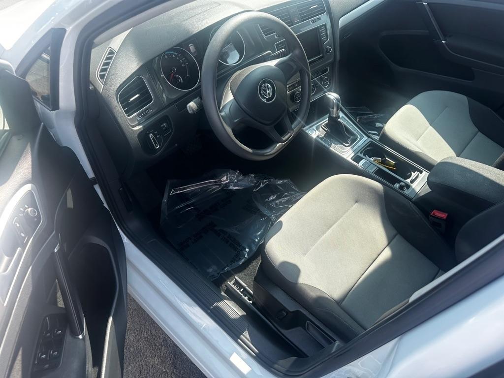 Volkswagen e-Golf 4dr HB SE 2016