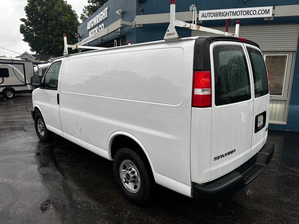 GMC Savana Cargo Van RWD 2500 135" 2020