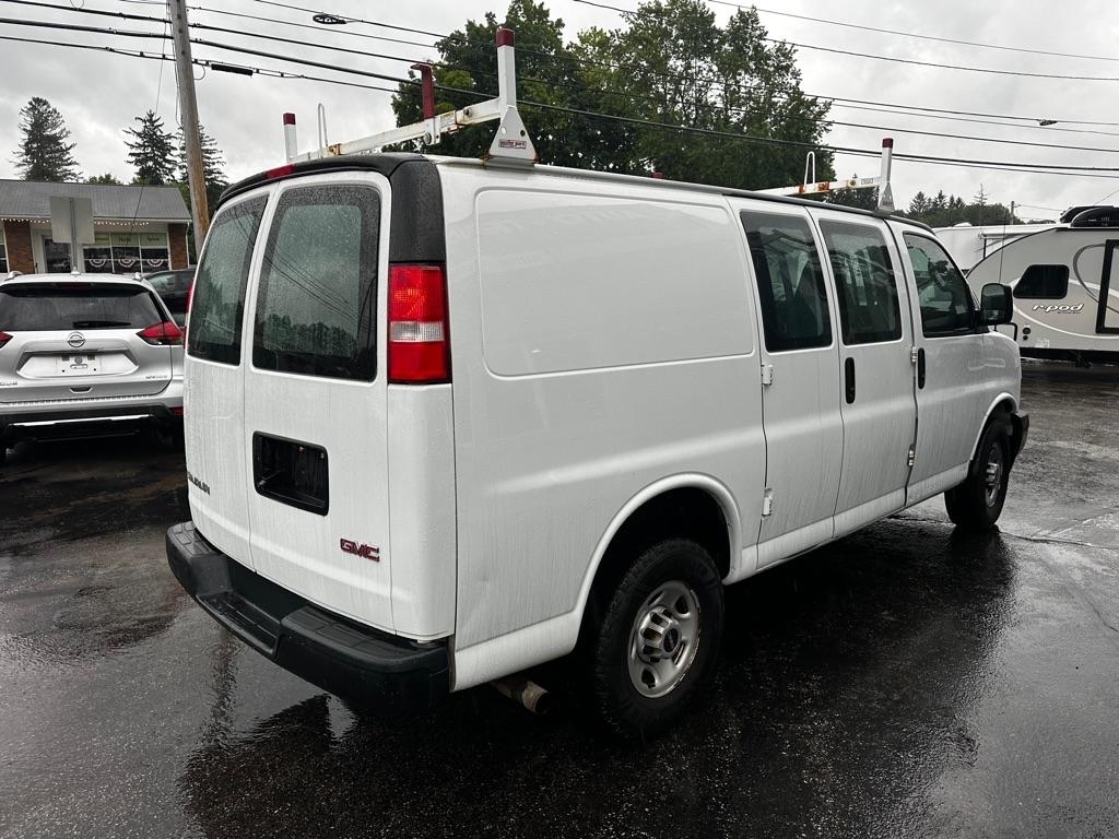 GMC Savana Cargo Van RWD 2500 135" 2020