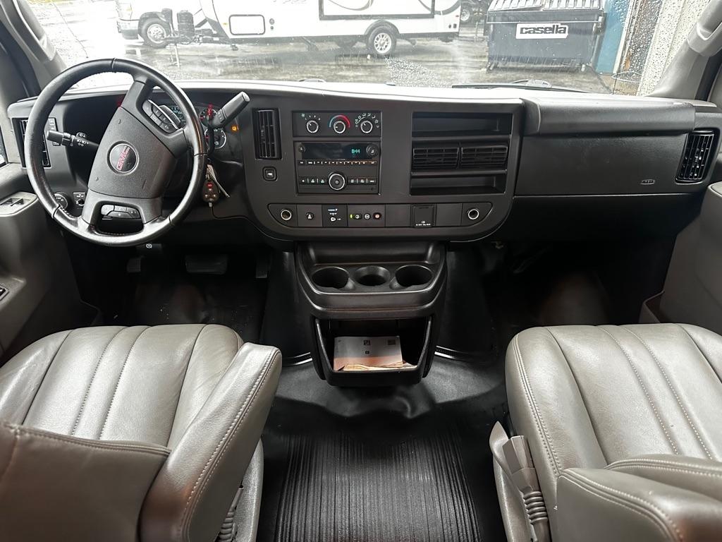 GMC Savana Cargo Van RWD 2500 135" 2020