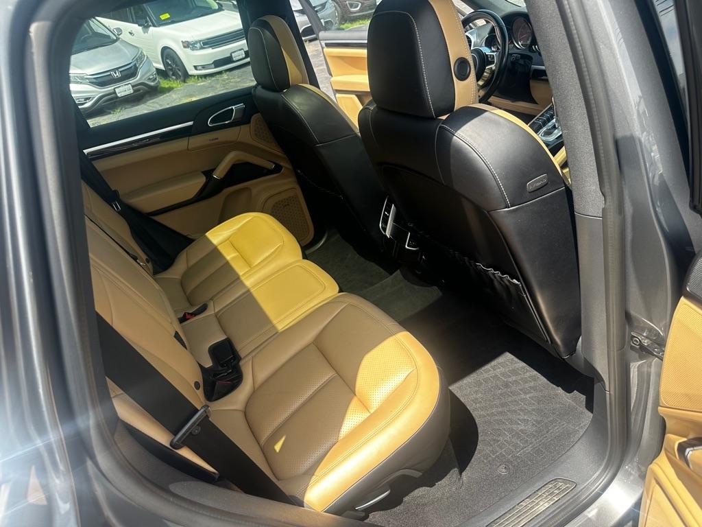 Porsche Cayenne AWD 2017