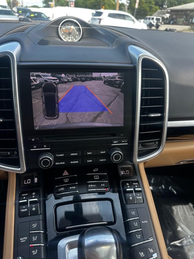 Porsche Cayenne AWD 2017