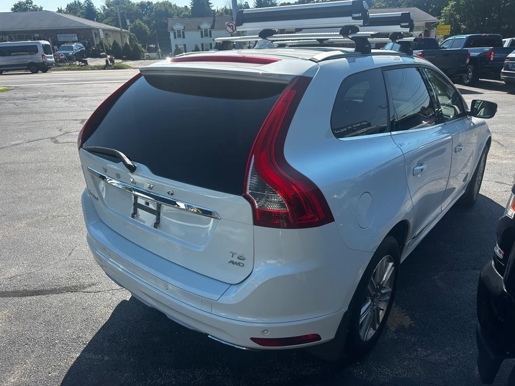 Volvo XC60 AWD 4dr T6 Drive-E Platinum 2016