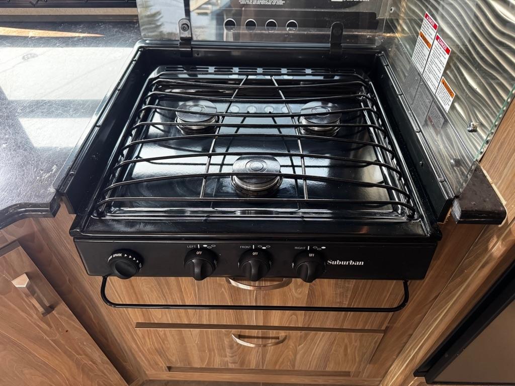Dynamax Isata  2018