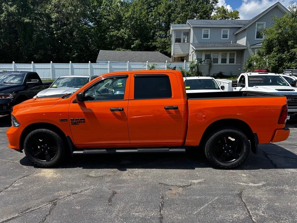RAM 1500 Classic Express 4x4 Crew Cab 5'7" Box 2019