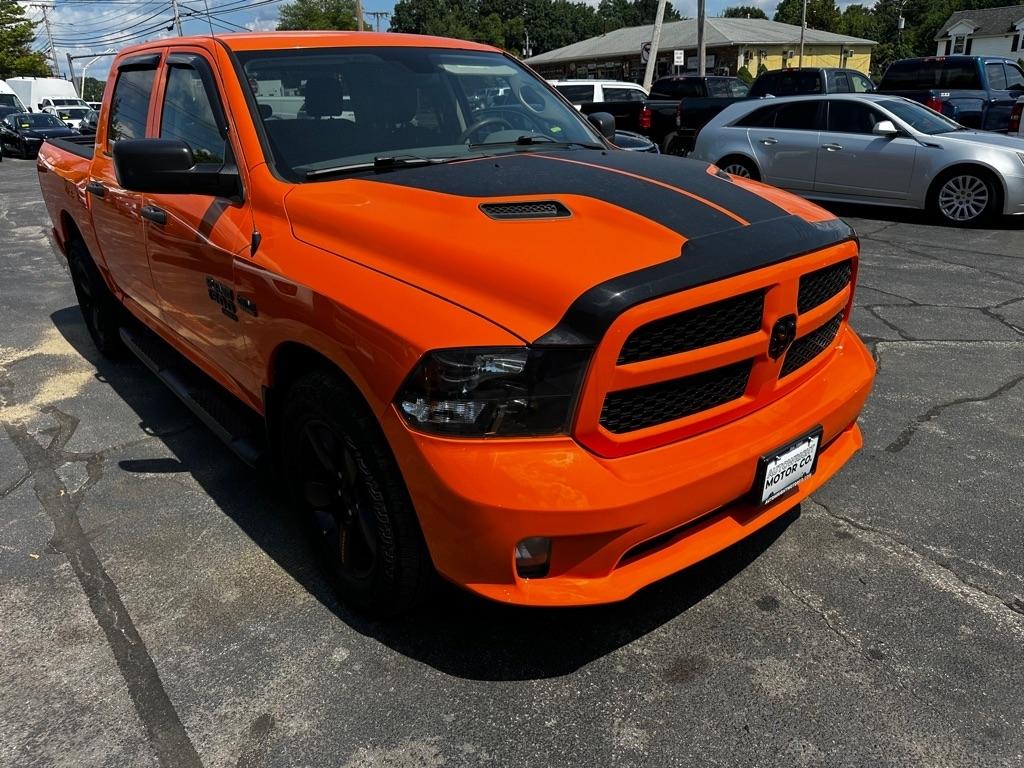 RAM 1500 Classic Express 4x4 Crew Cab 5'7" Box 2019