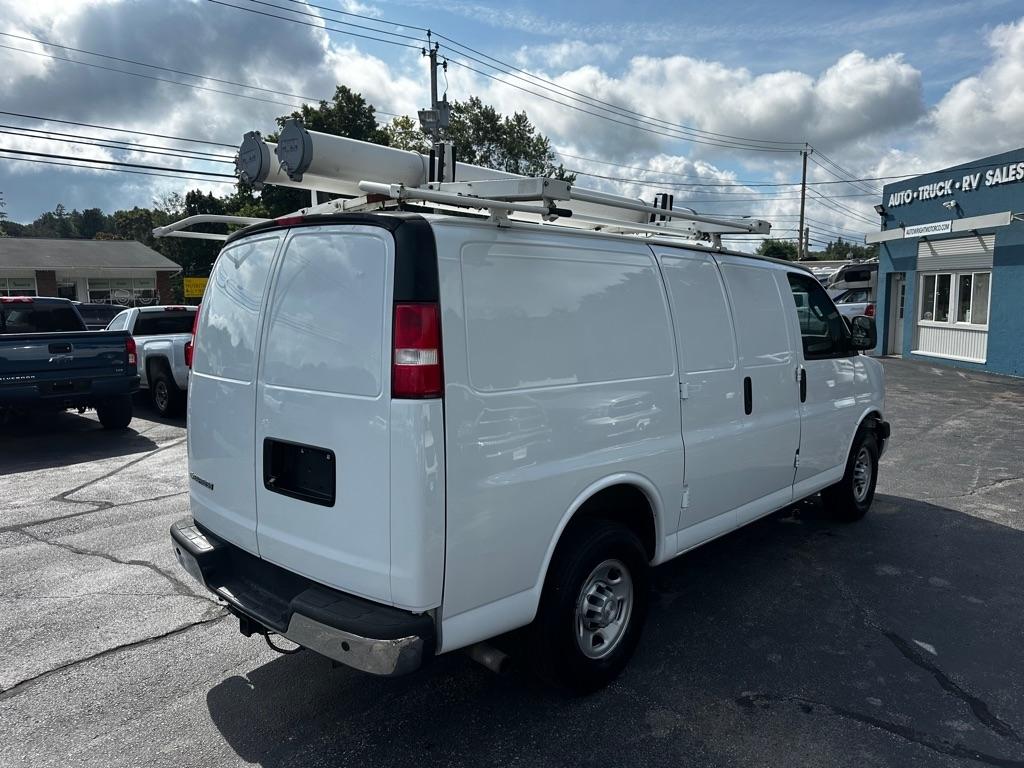 Chevrolet Express Cargo Van RWD 2500 135" 2019