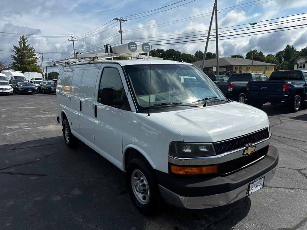 Chevrolet Express Cargo Van RWD 2500 135" 2019