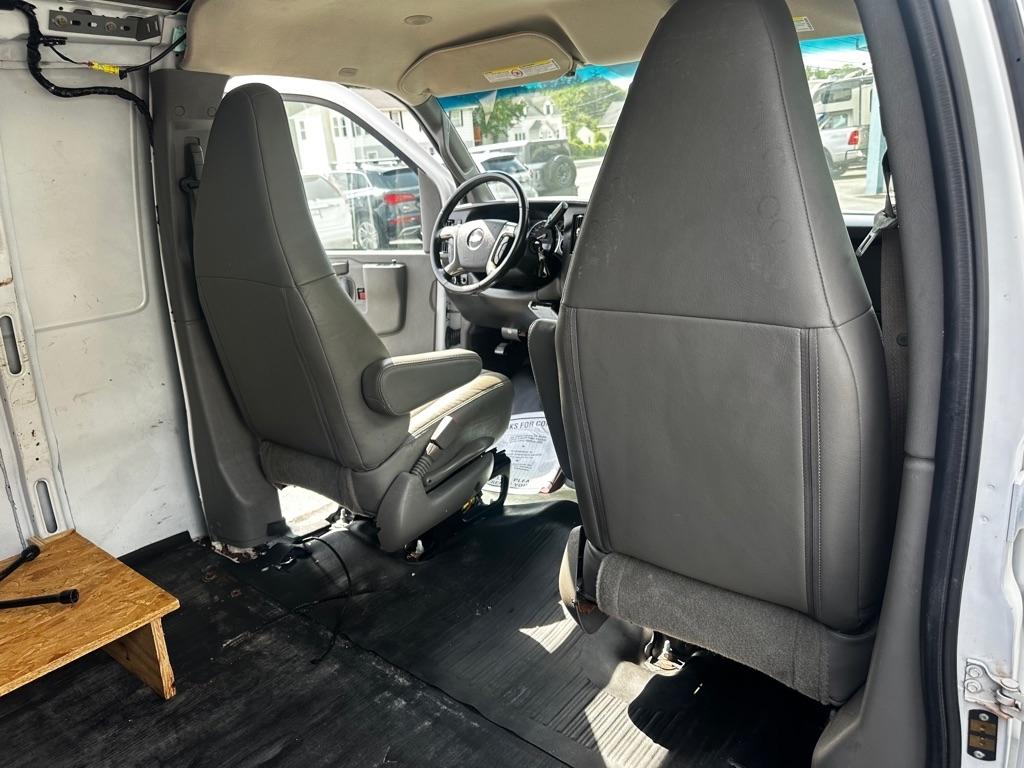 Chevrolet Express Cargo Van RWD 2500 135" 2019