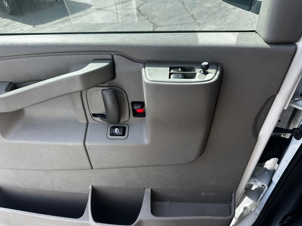 Chevrolet Express Cargo Van RWD 2500 135" 2019