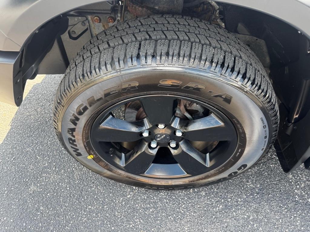RAM 1500 Classic Warlock 4x4 Crew Cab 5'7" Box 2019