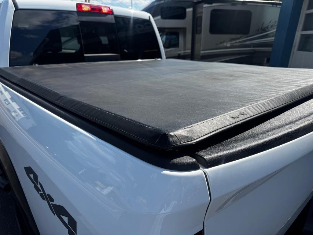 RAM 1500 Classic Warlock 4x4 Crew Cab 5'7" Box 2019
