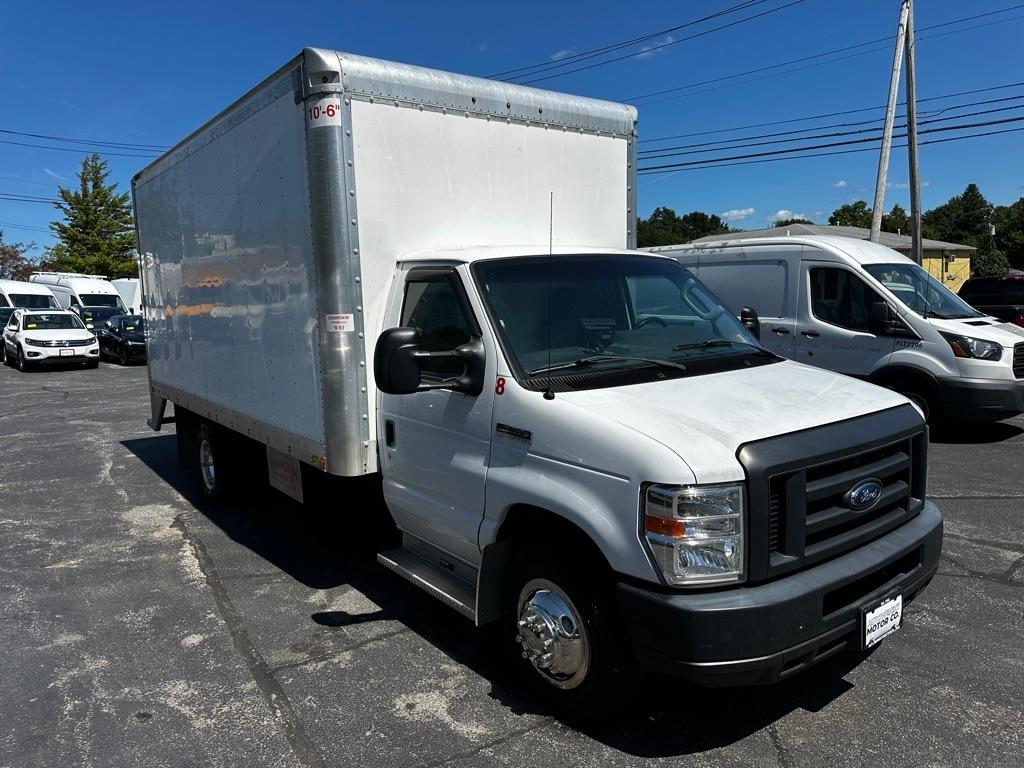 Ford E-Series Cutaway E-350 SRW 138" WB 2019