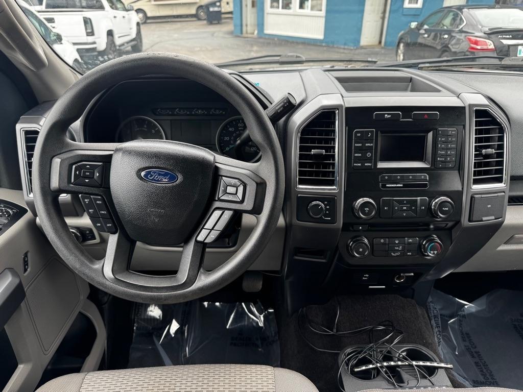Ford F-150 4WD SuperCrew 145" King Ranch 2016