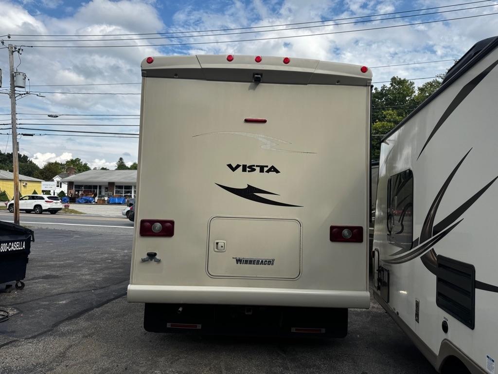 Winnebago Super Duty F-53 Motorhome Stripped Chassis 158" DRW 2014