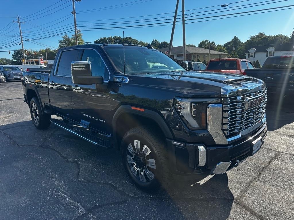 GMC Sierra 2500HD 4WD Crew Cab 159" Denali 2026