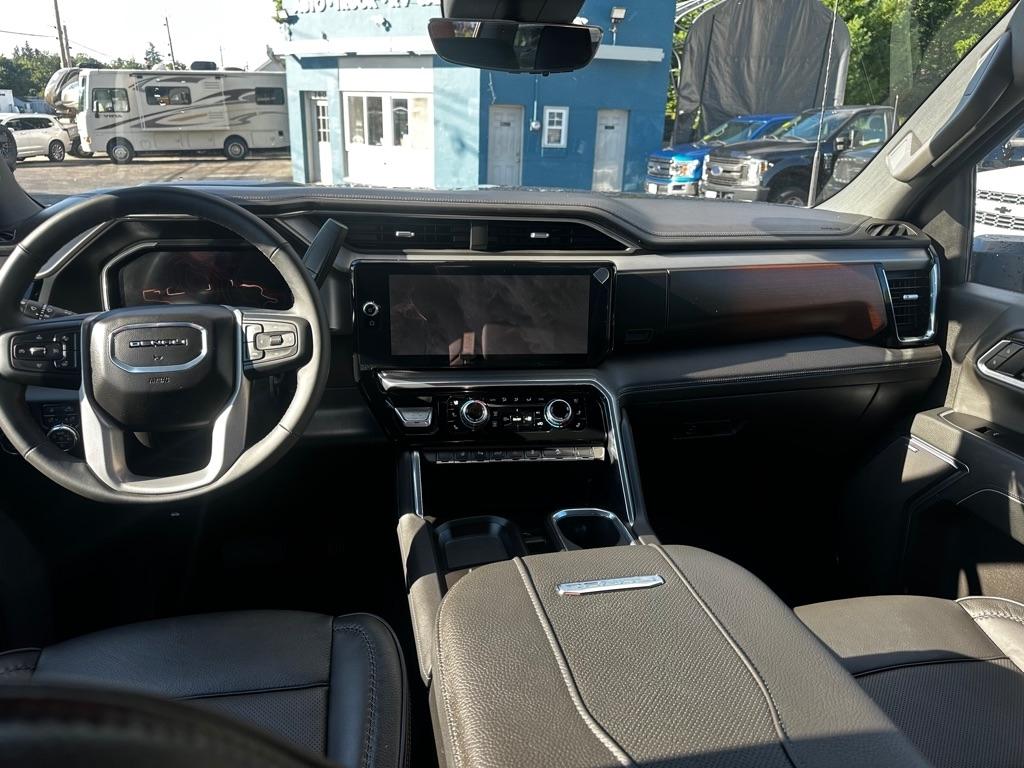 GMC Sierra 2500HD 4WD Crew Cab 159" Denali 2026