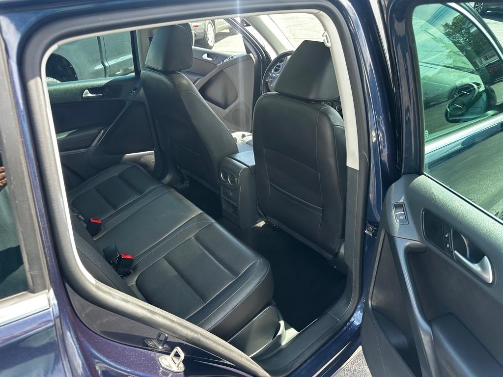 Volkswagen Tiguan 4MOTION 4dr Auto R-Line 2016