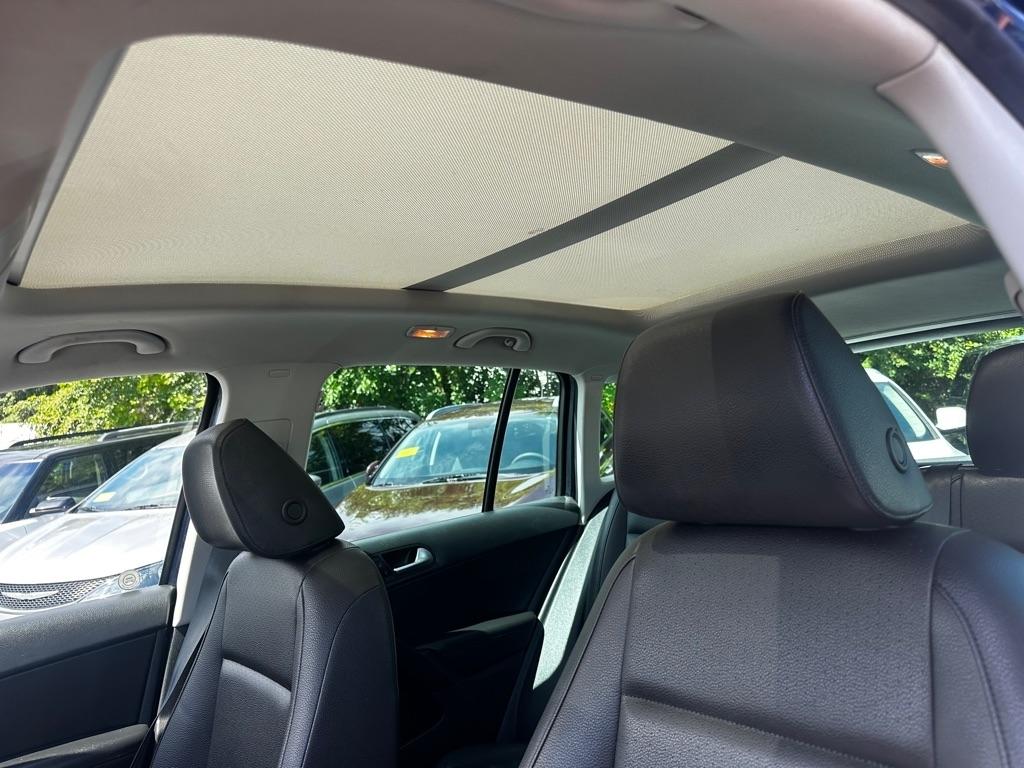 Volkswagen Tiguan 4MOTION 4dr Auto R-Line 2016