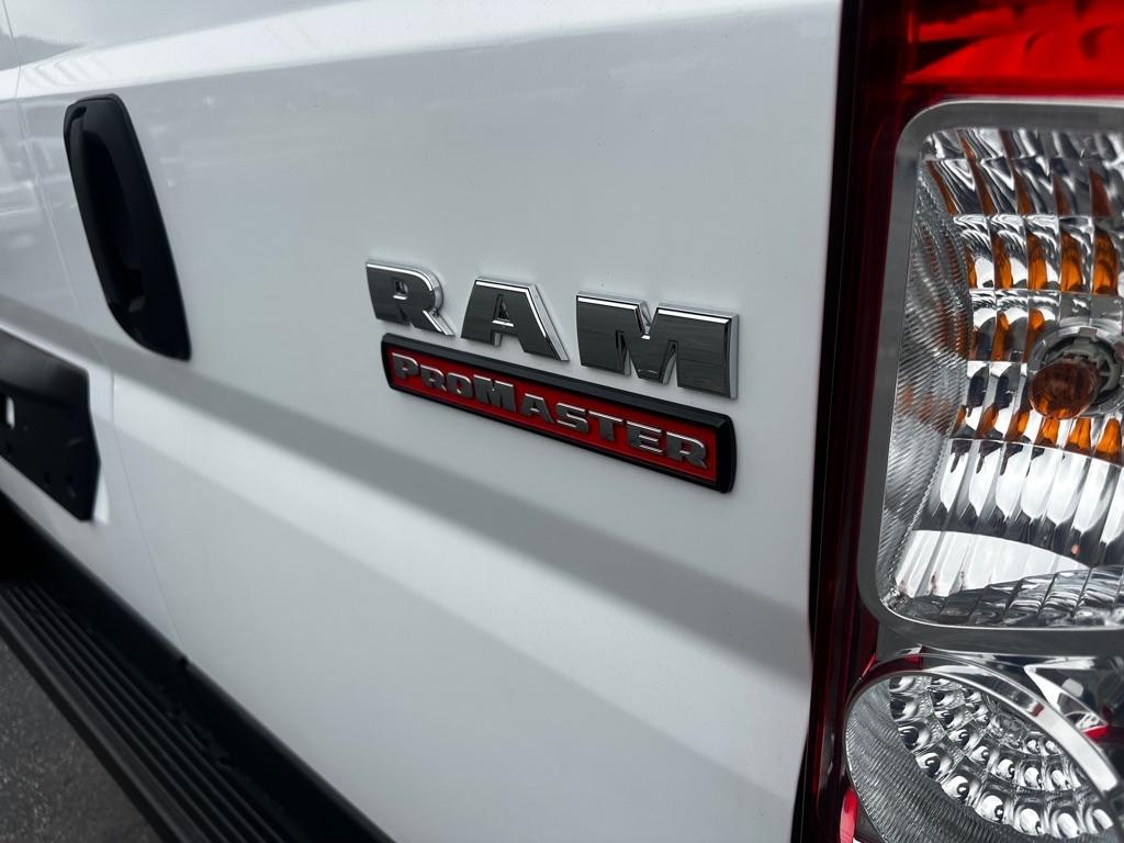 RAM ProMaster Cargo Van 1500 Low Roof 118" WB 2022