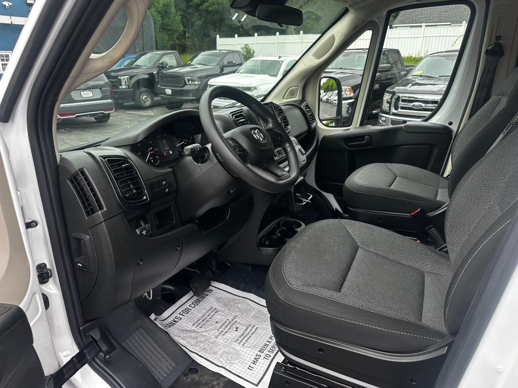 RAM ProMaster Cargo Van 1500 Low Roof 118" WB 2022