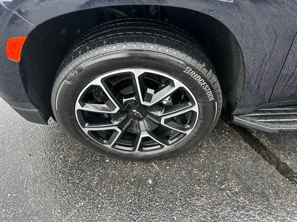 Chevrolet Tahoe 4WD 4dr RST 2021