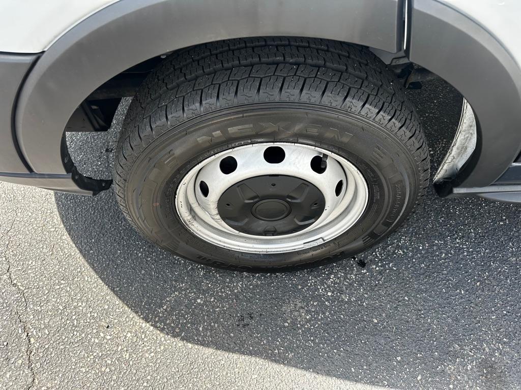 Ford Transit Van T-350 148" Med Rf 9500 GVWR Sliding RH Dr 2019