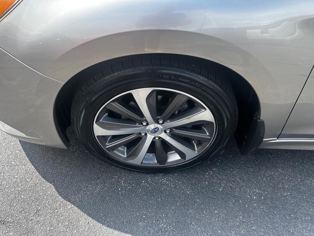Subaru Legacy 4dr Sdn 2.5i Limited PZEV 2016